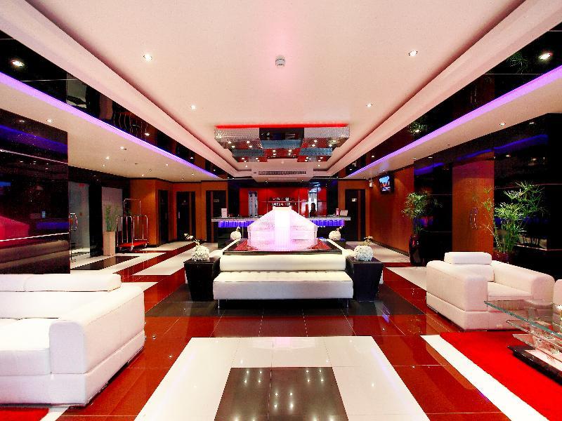 Absolute Bangla Suites Patong Exteriör bild